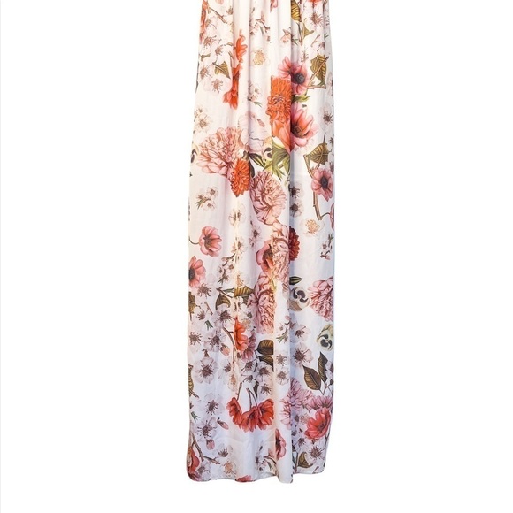 L’ATISTE Halter Back Floral Maxi Dress Size Medium in Pastel Floral Print - Picture 3 of 14
